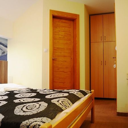Guesthouse Lucic Яхорина Экстерьер фото