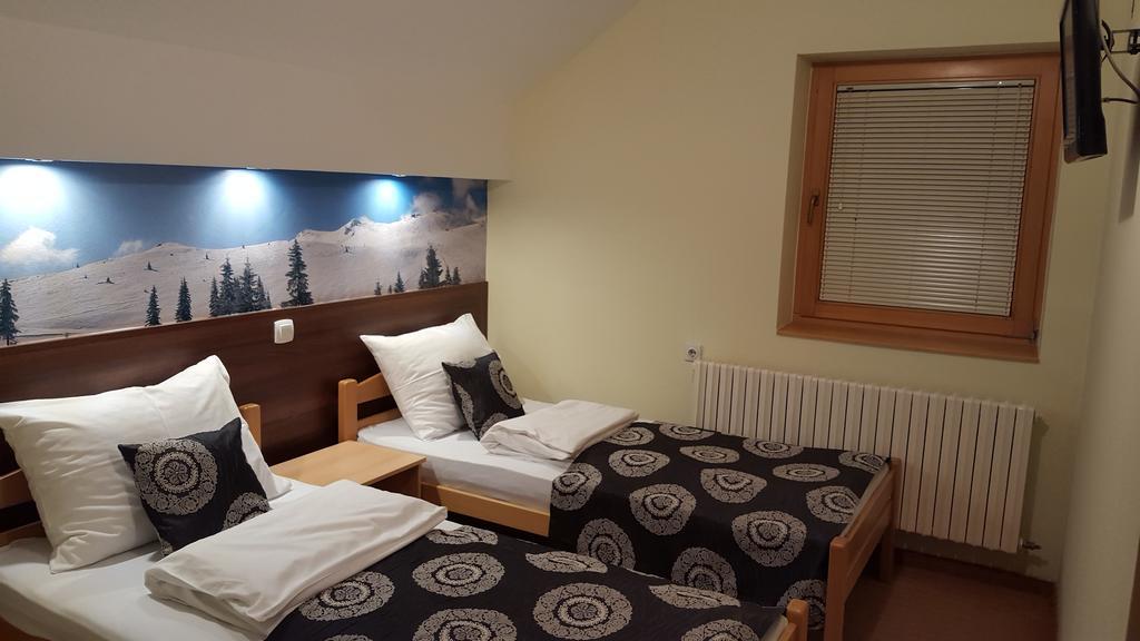 Guesthouse Lucic Яхорина Экстерьер фото