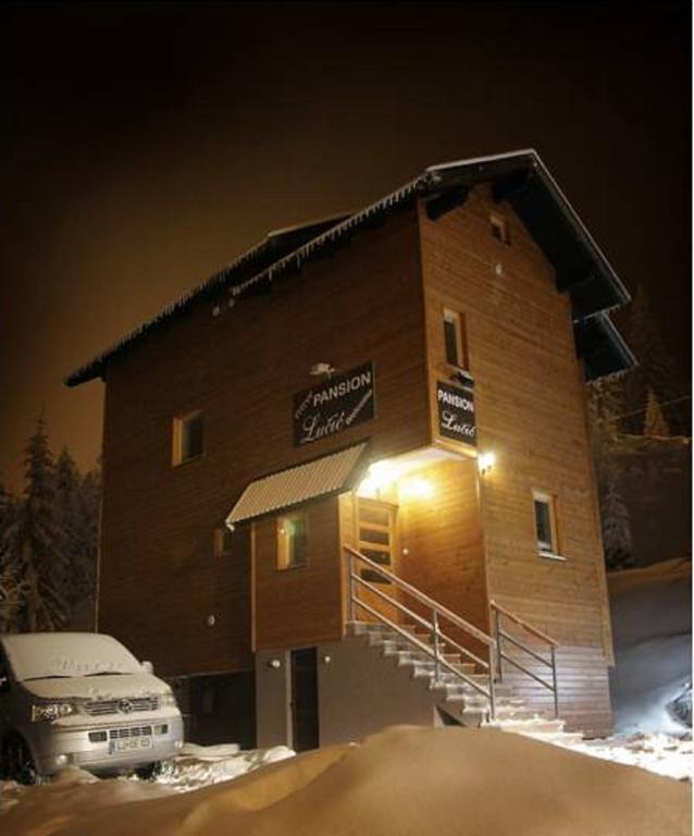 Guesthouse Lucic Яхорина Экстерьер фото